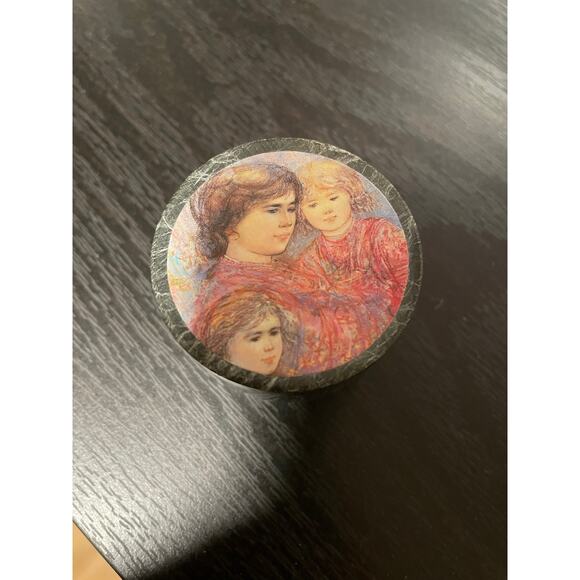 Edna hibel Vintage marble ring or trinket box - Picture 3 of 3